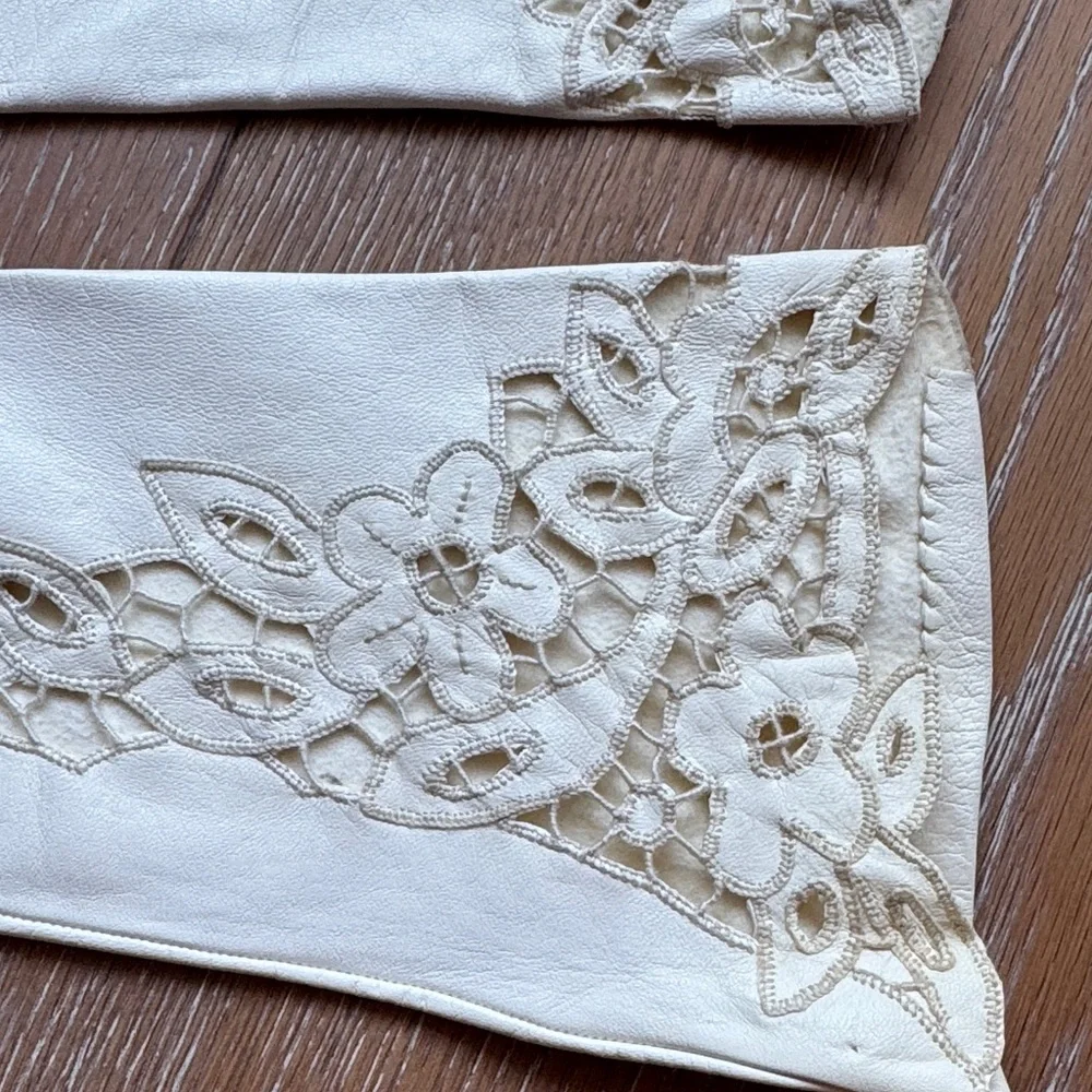 Vintage Kidskin Leather Embroidered Cream Long Gloves